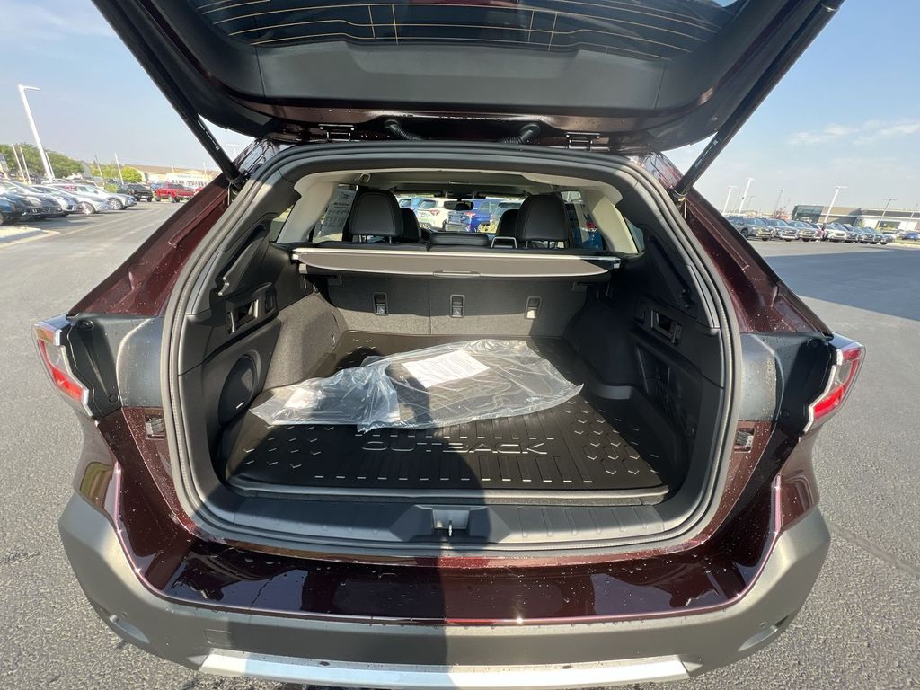 2025 Subaru Outback Limited XT photo 25