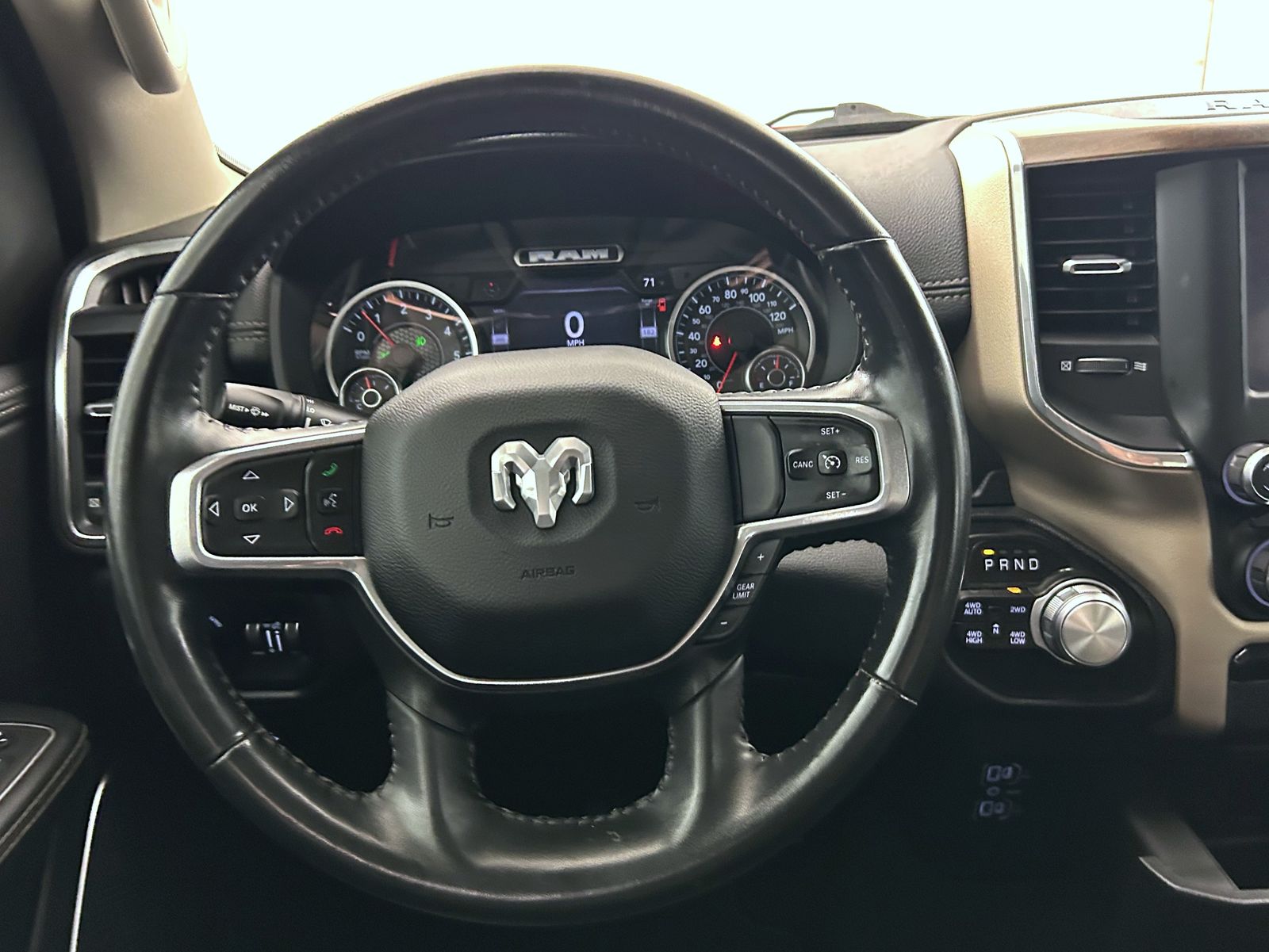 2022 Ram 1500 Laramie photo 11