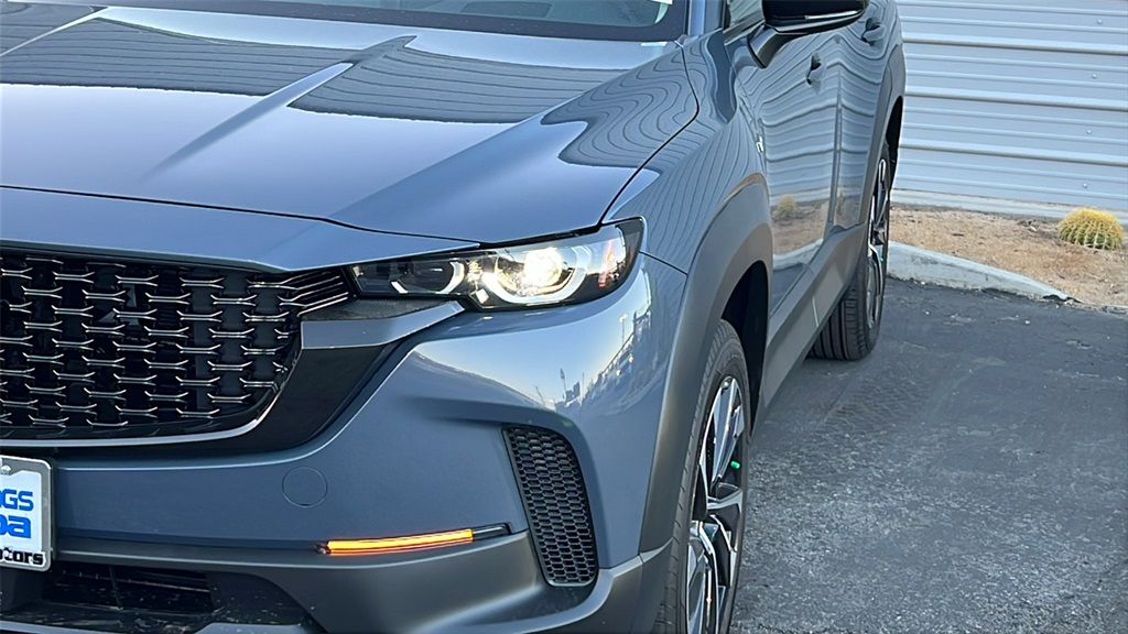 2025 Mazda CX-50 Premium Plus photo 4