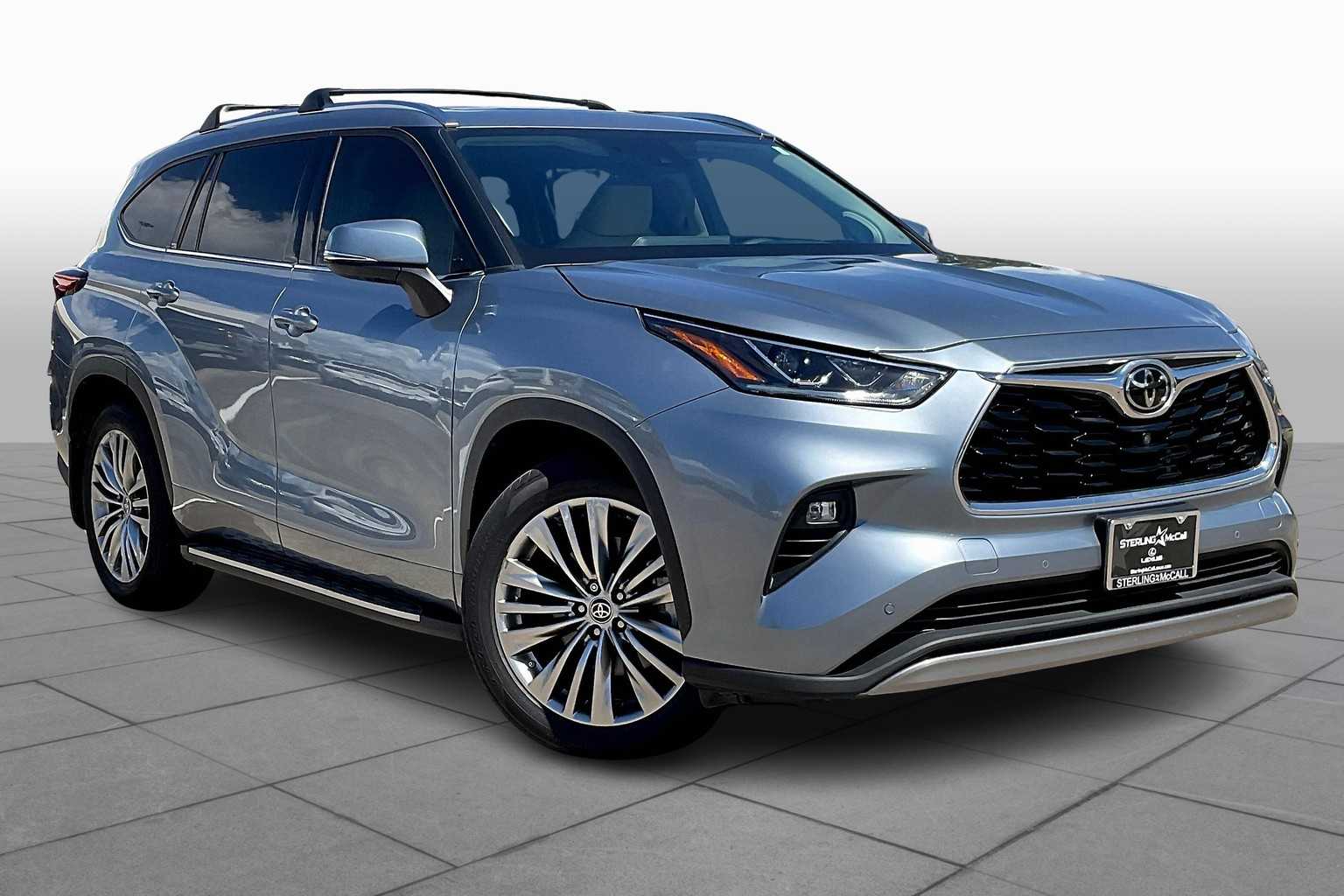 2022 Toyota Highlander Platinum photo 2