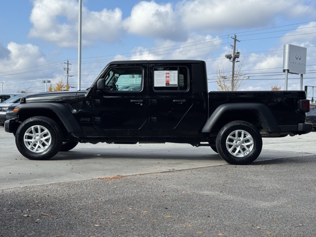 2023 Jeep Gladiator Sport S photo 4