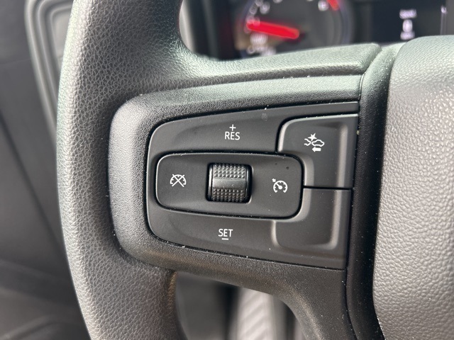 2025 Chevrolet Silverado 1500 Custom photo 13