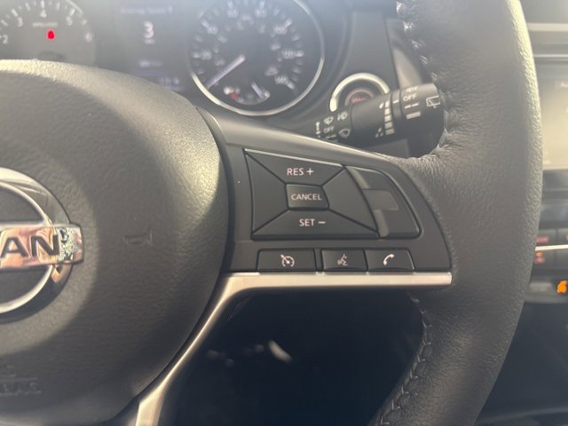 2020 Nissan Rogue SV photo 16