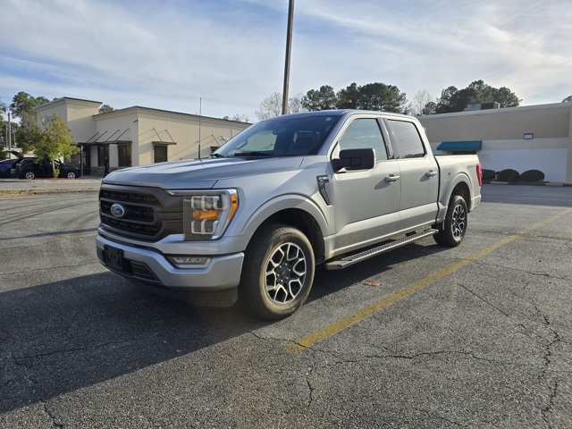 2023 Ford F-150 XLT's photo