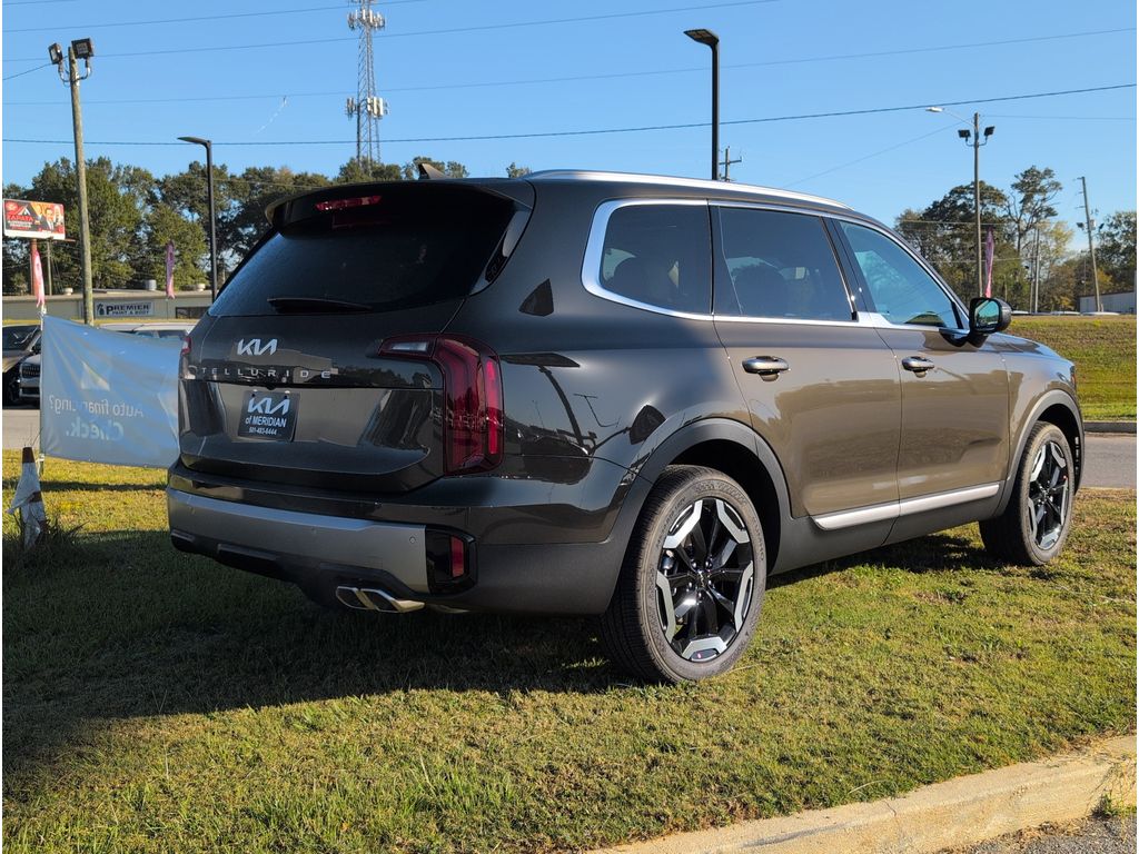 2025 Kia Telluride S photo 3