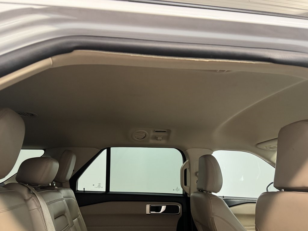 2023 Ford Explorer XLT photo 15
