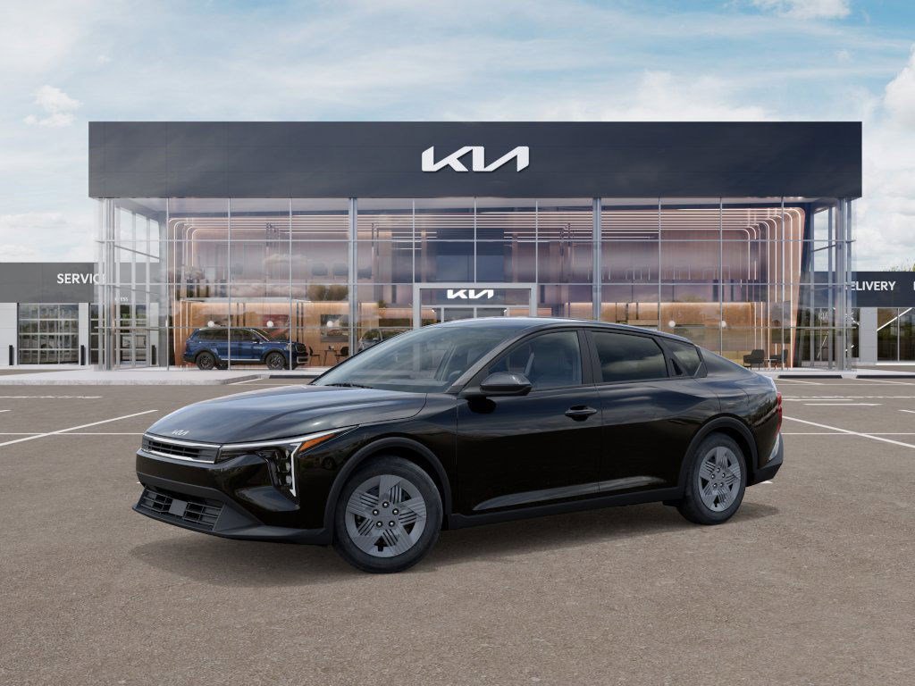 2025 Kia K4 LX photo 3