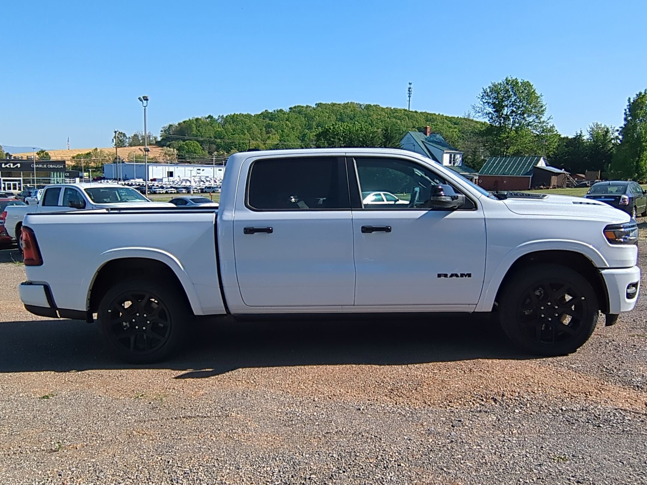2025 Ram 1500 Laramie photo 2
