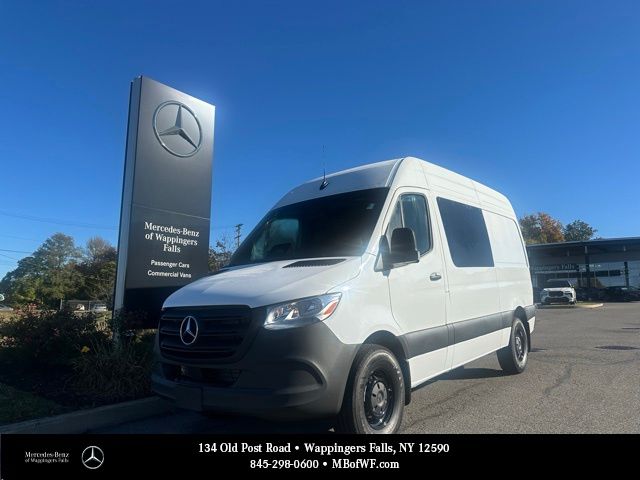 2026 Mercedes-Benz Sprinter Cargo Van Base's photo