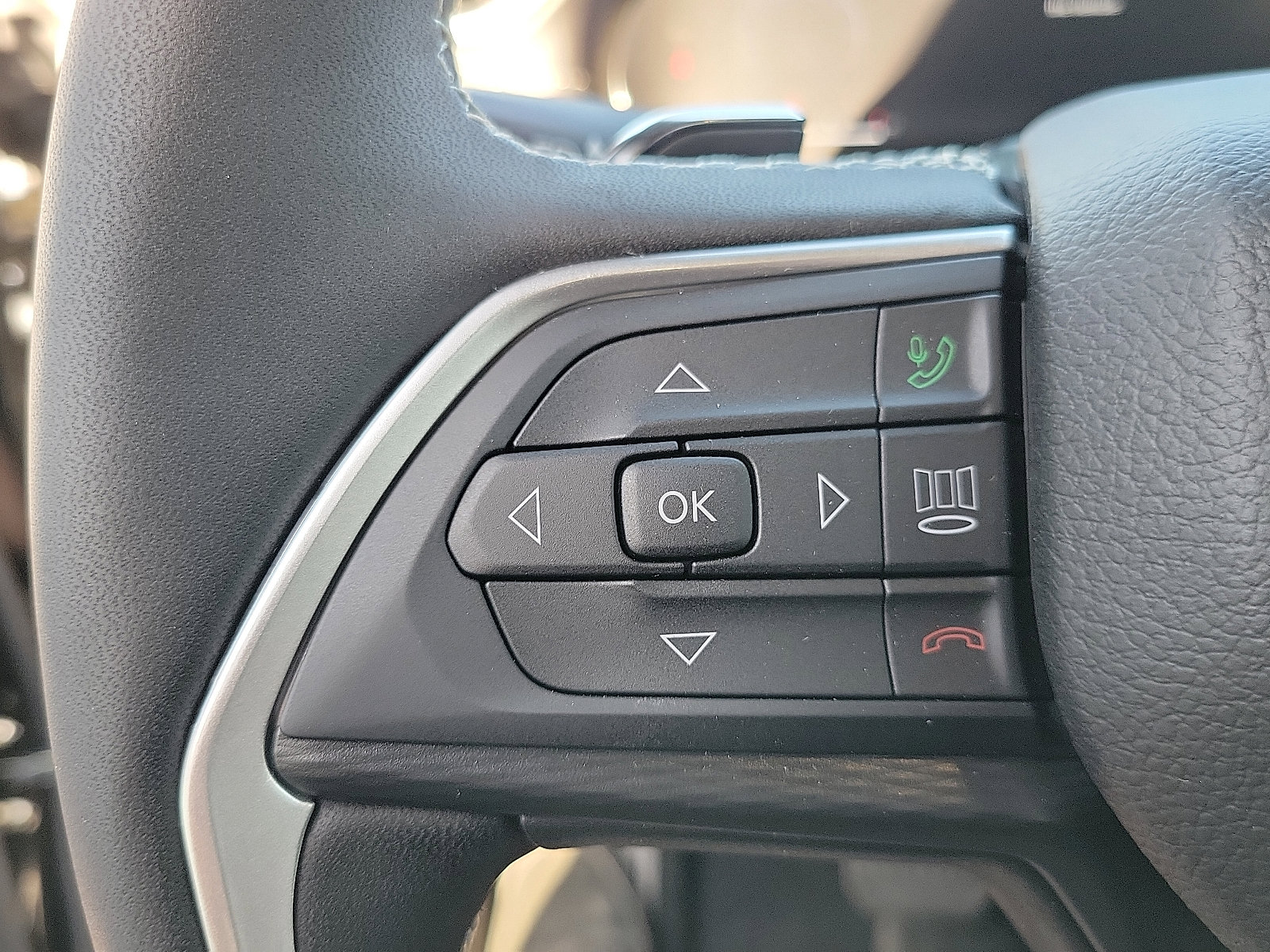 2025 Jeep Grand Cherokee Laredo X photo 5