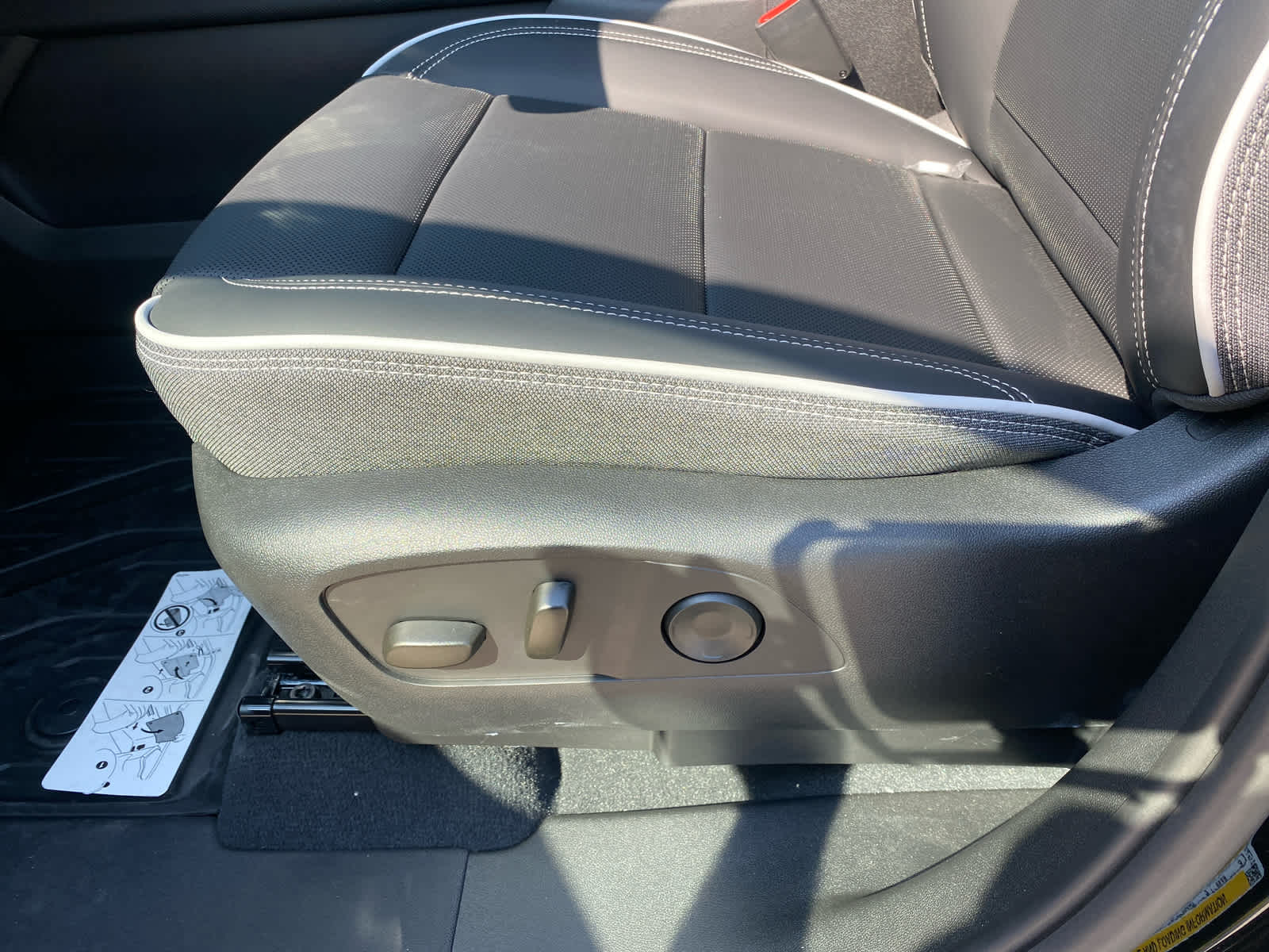 2026 Gmc Sierra Elevation photo 14