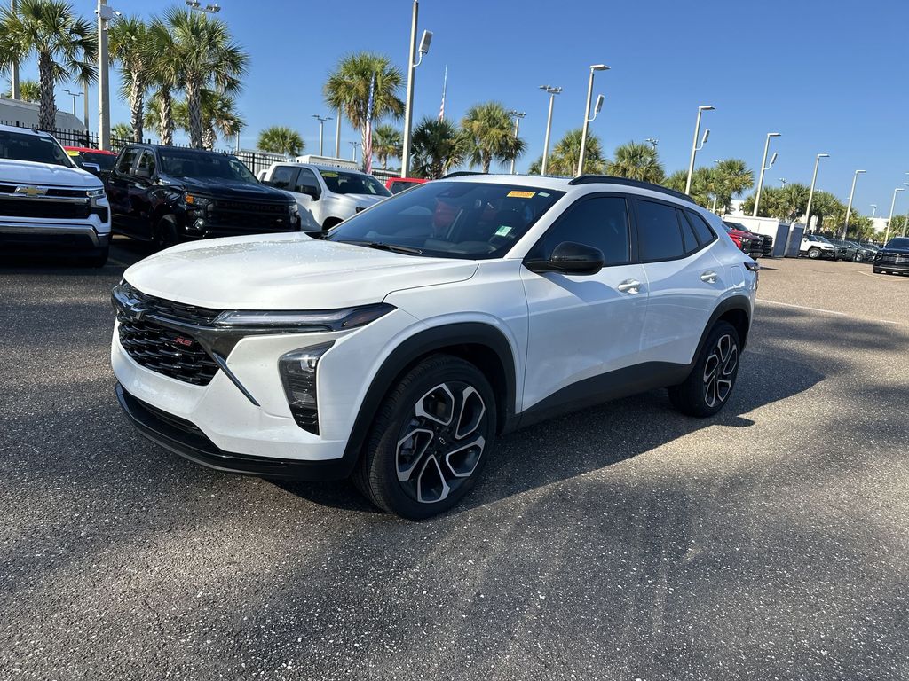 2025 Chevrolet Trax photo 11