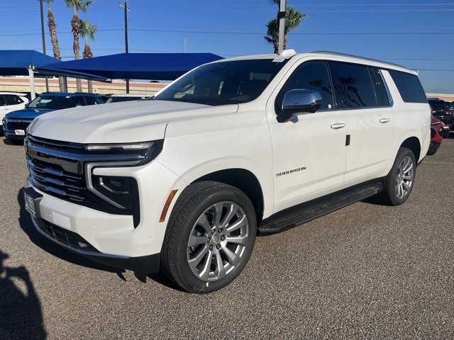 2025 Chevrolet Suburban Premier photo 3