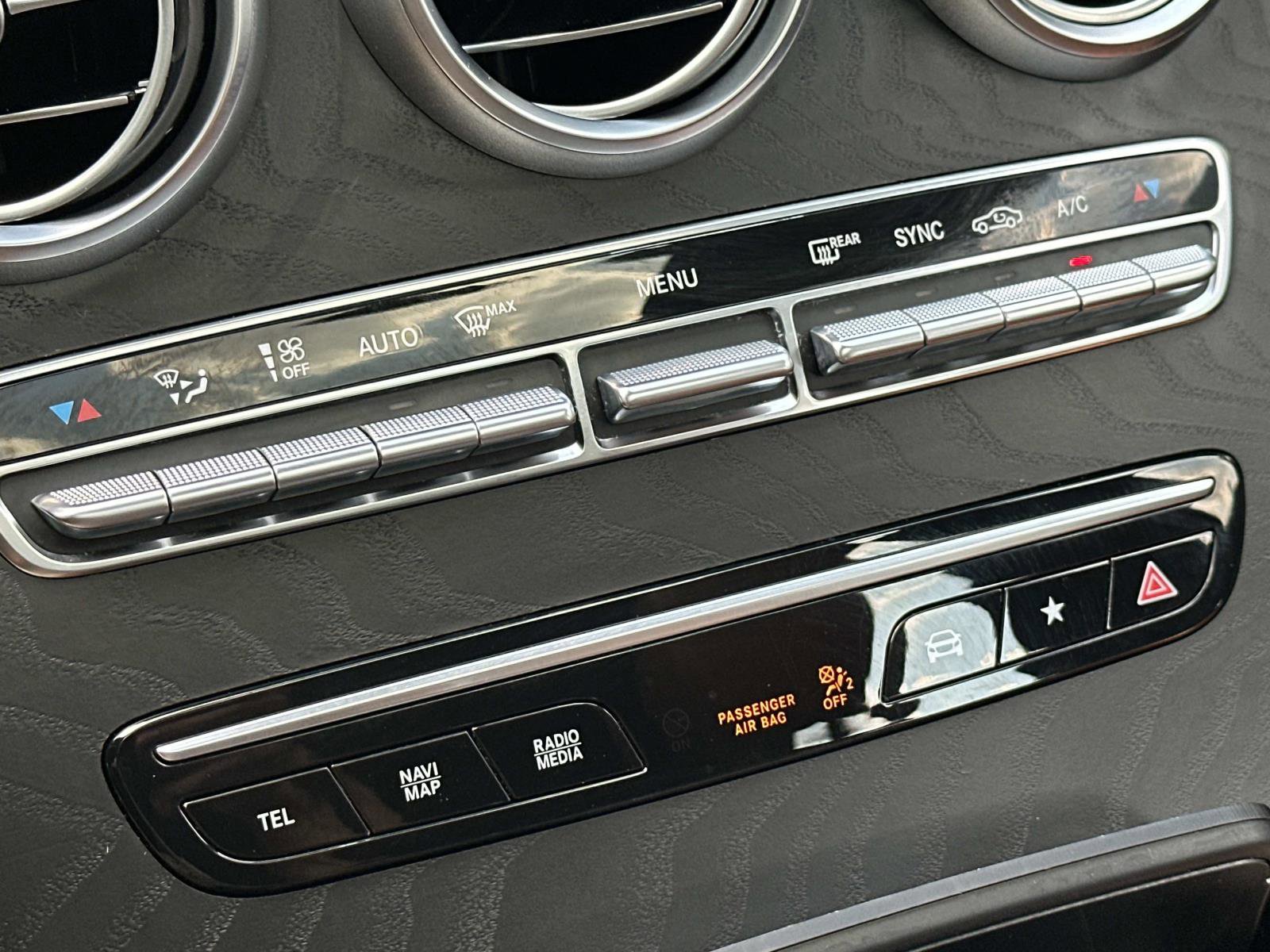 2022 Mercedes Benz GLC 300 4MATIC photo 27