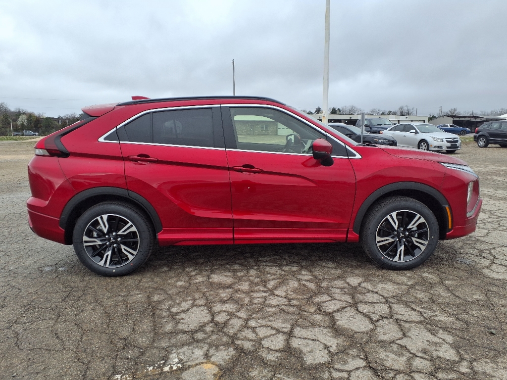 2025 Mitsubishi Eclipse Cross SEL photo 2