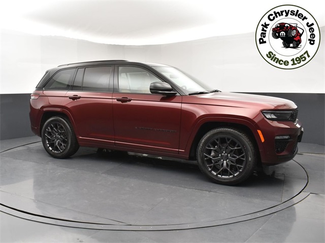 2025 Jeep Grand Cherokee Summit Reserve's photo