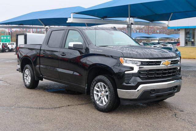 2026 Chevrolet Silverado 1500 LT's photo