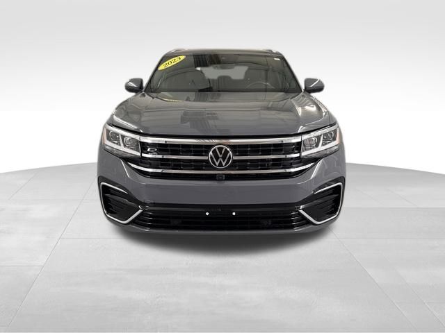 2023 Volkswagen Atlas Cross Sport V6 SEL Premium R-Line photo 2