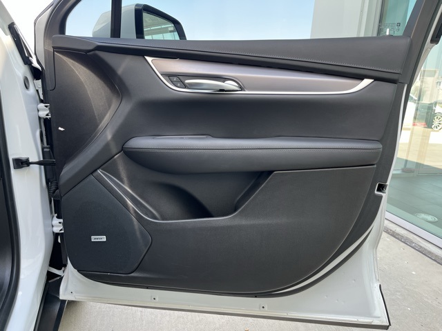 2023 Cadillac XT5 Luxury photo 32