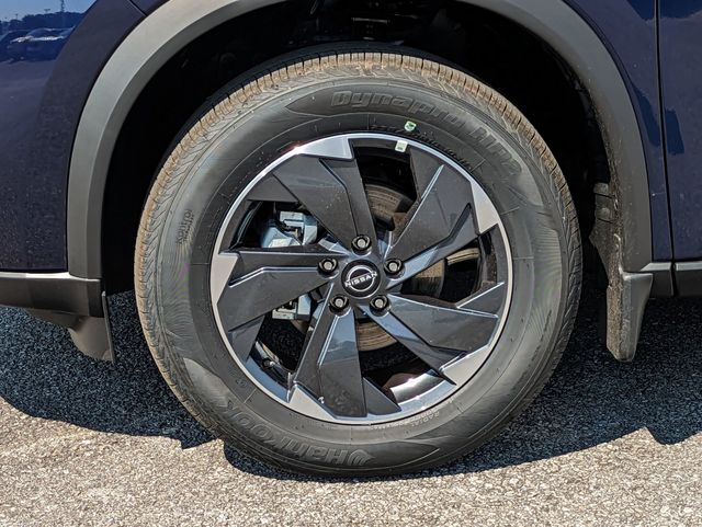 2026 Nissan Rogue SV photo 10