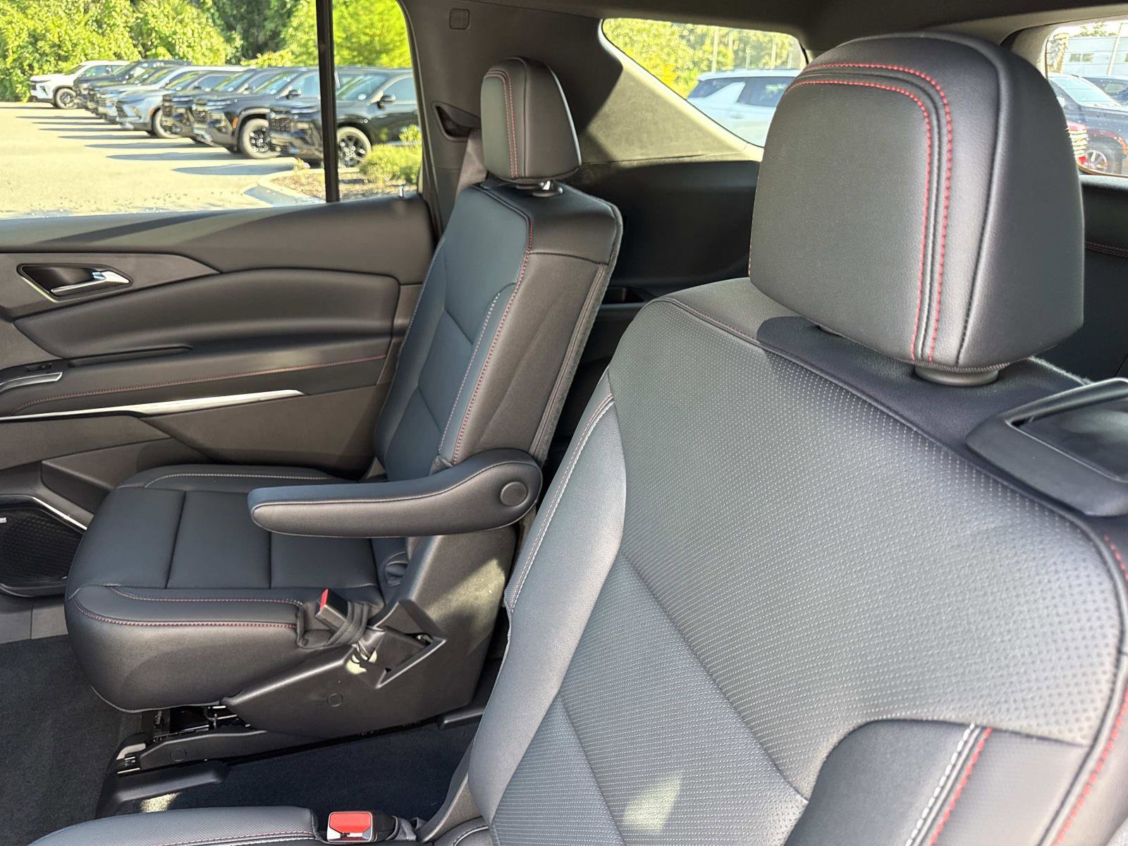 2026 Chevrolet Traverse Z71 photo 11