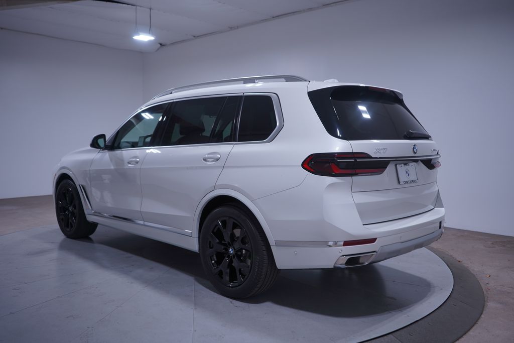 2025 Bmw X7 xDrive40i photo 3