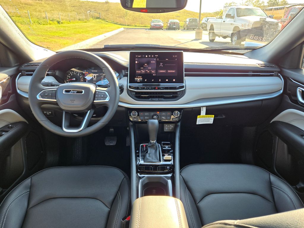 2026 Jeep Compass Limited photo 13