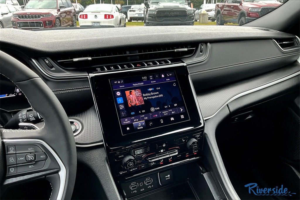 2025 Jeep Grand Cherokee Altitude X photo 9