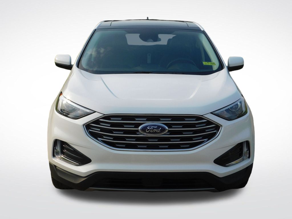 2022 Ford Edge SEL photo 4
