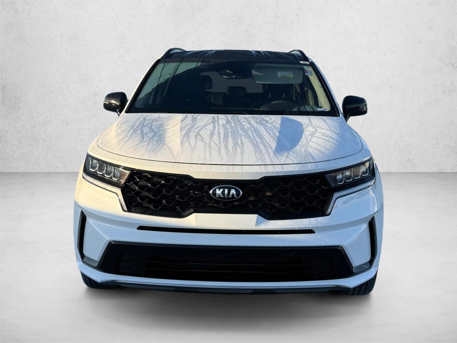 2021 Kia Sorento S photo 2