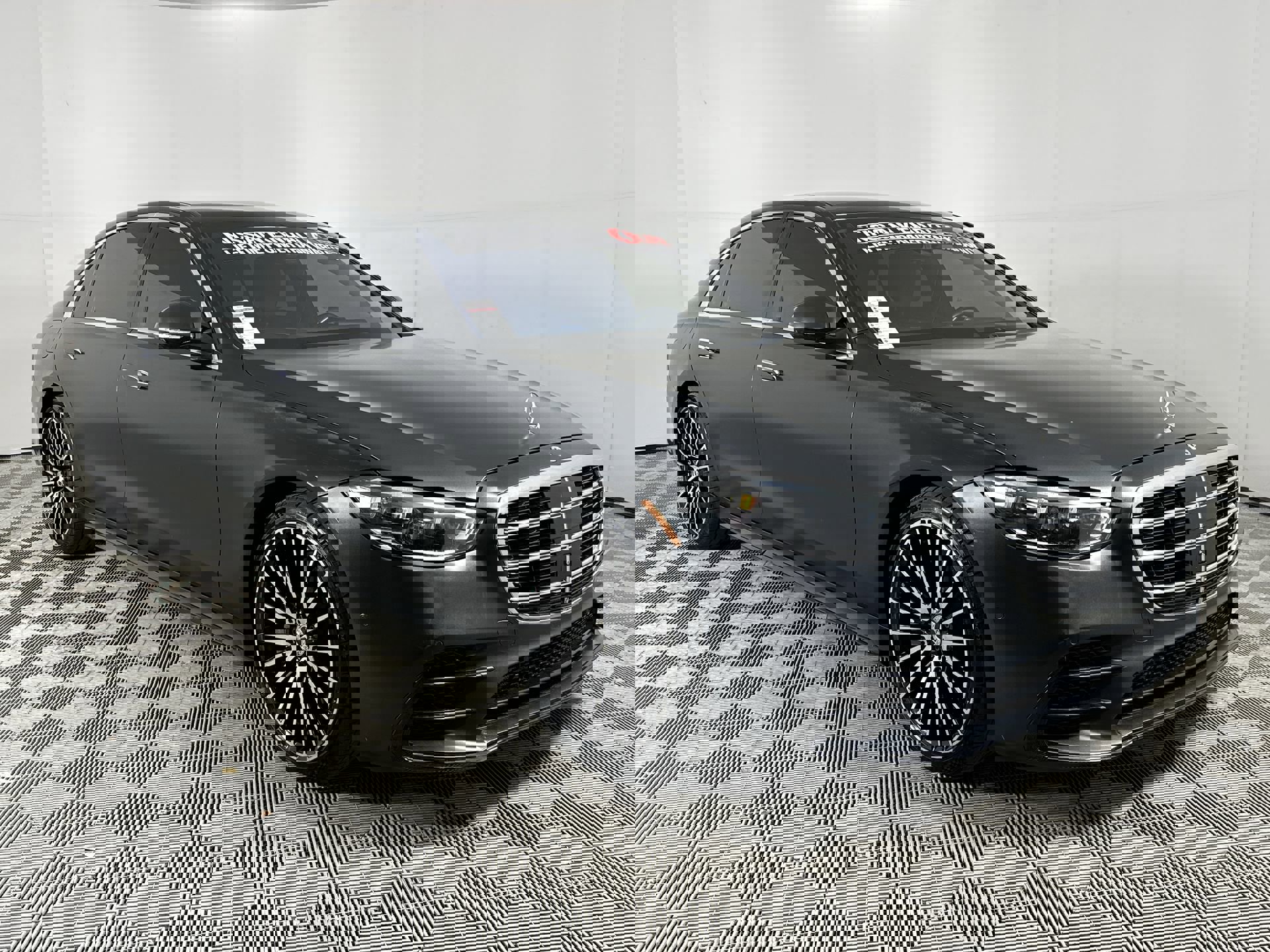 2022 Mercedes Benz S 580 4MATIC photo 2