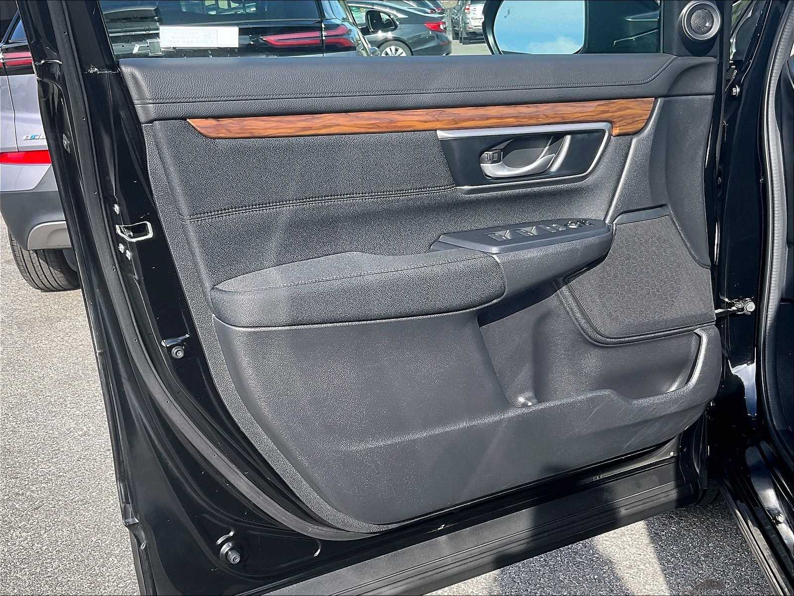 2022 Honda CR-V EX photo 7