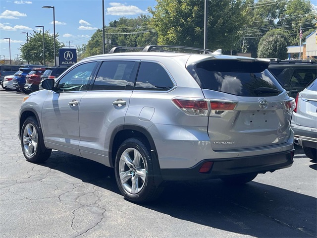 2016 Toyota Highlander Limited photo 4