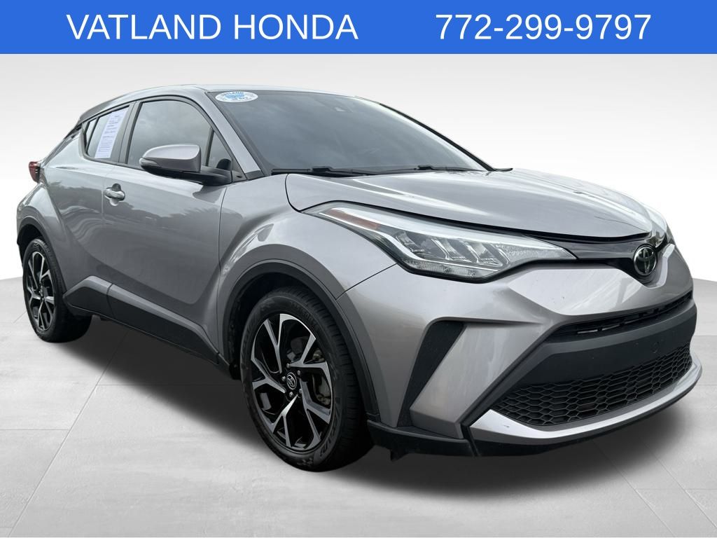 2020 Toyota C-HR XLE photo 36