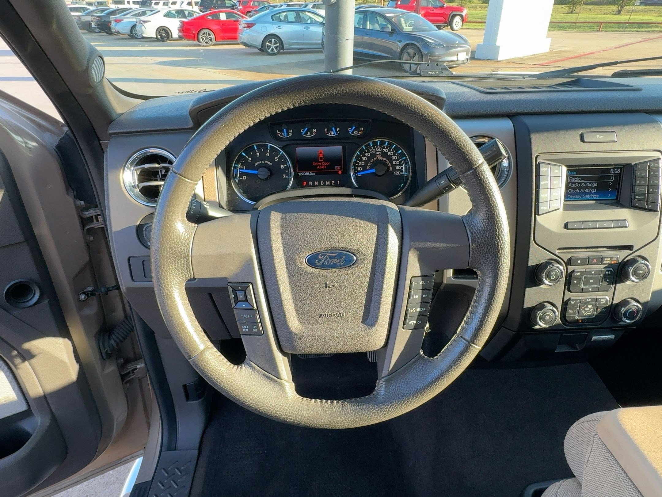 2014 Ford F-150 XLT photo 14