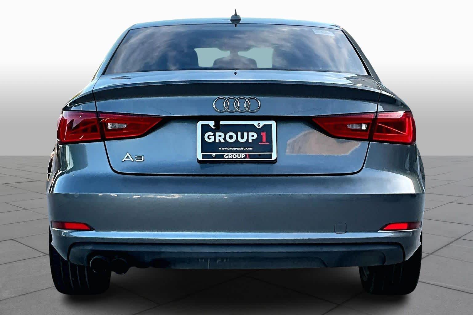 2015 Audi A3 1.8T Premium Plus photo 4