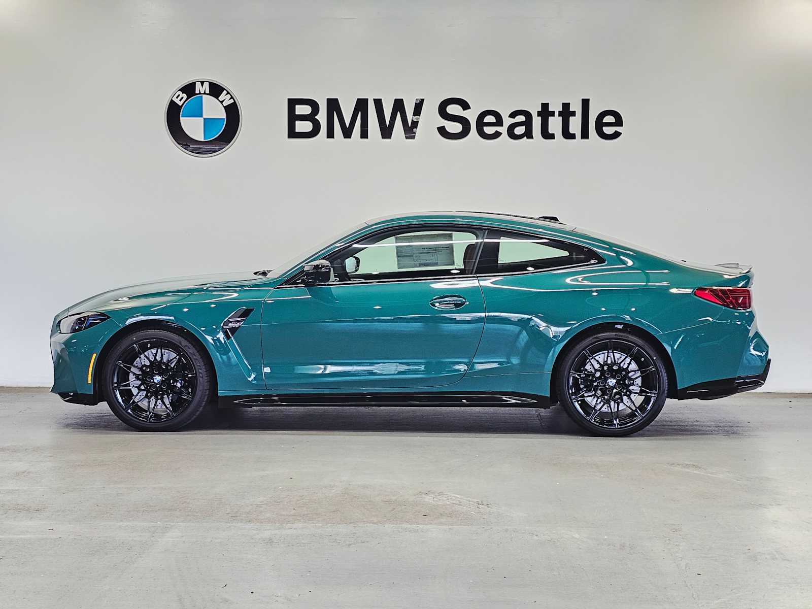 2026 Bmw M4 Competition xDrive photo 3