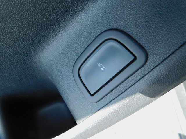2025 Chevrolet Traverse photo 26