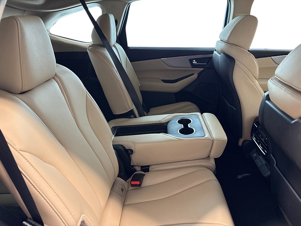 2026 Acura MDX SH-AWD photo 32