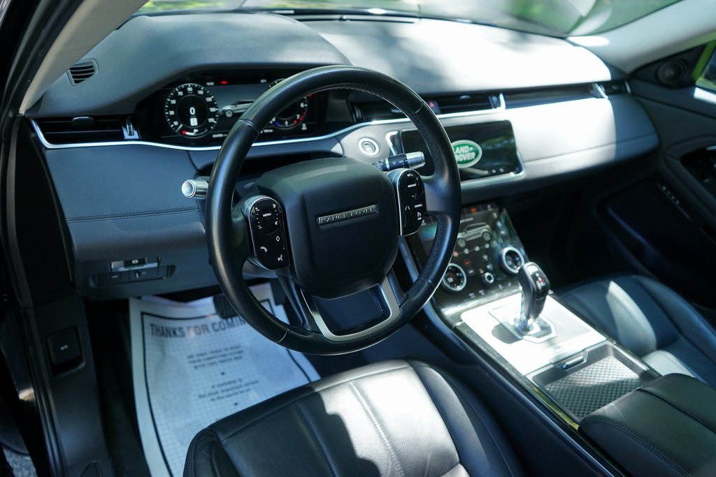 2020 Land Rover Range Rover Evoque SE photo 2