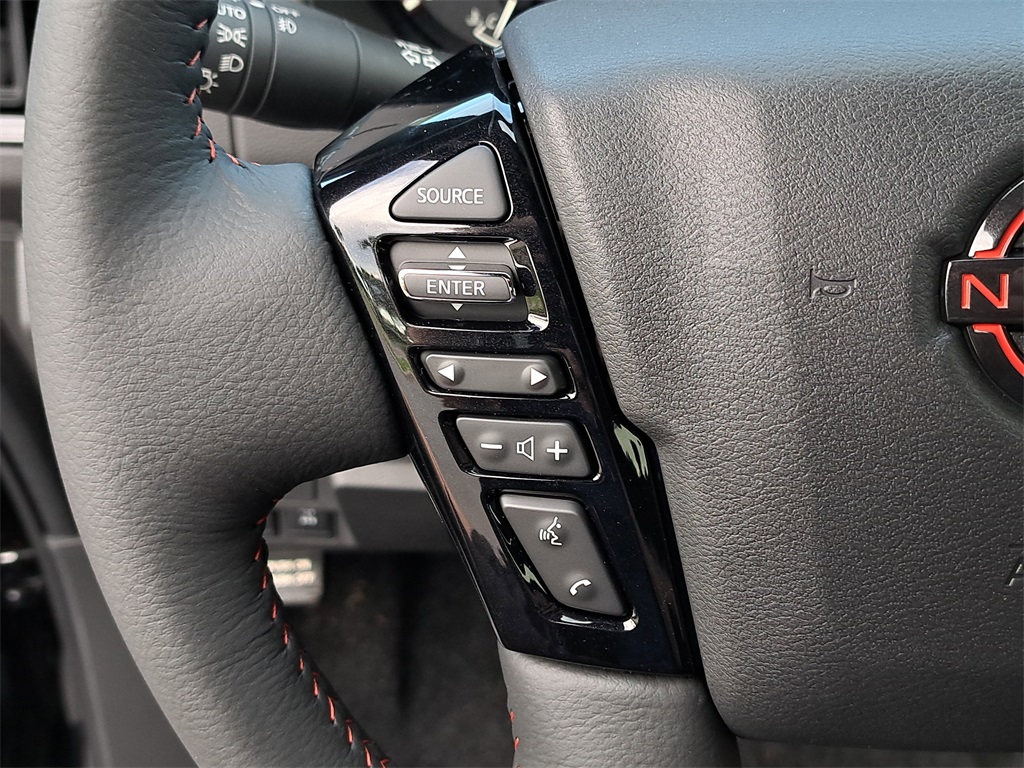 2026 Nissan Frontier Crew Cab PRO-4X photo 24