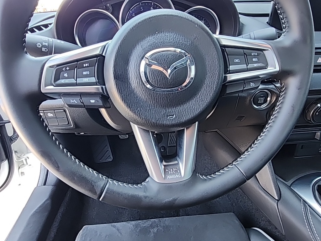 2024 Mazda MX-5 Miata Miata RF photo 12