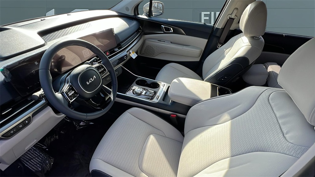 2026 Kia Carnival SX Prestige photo 18