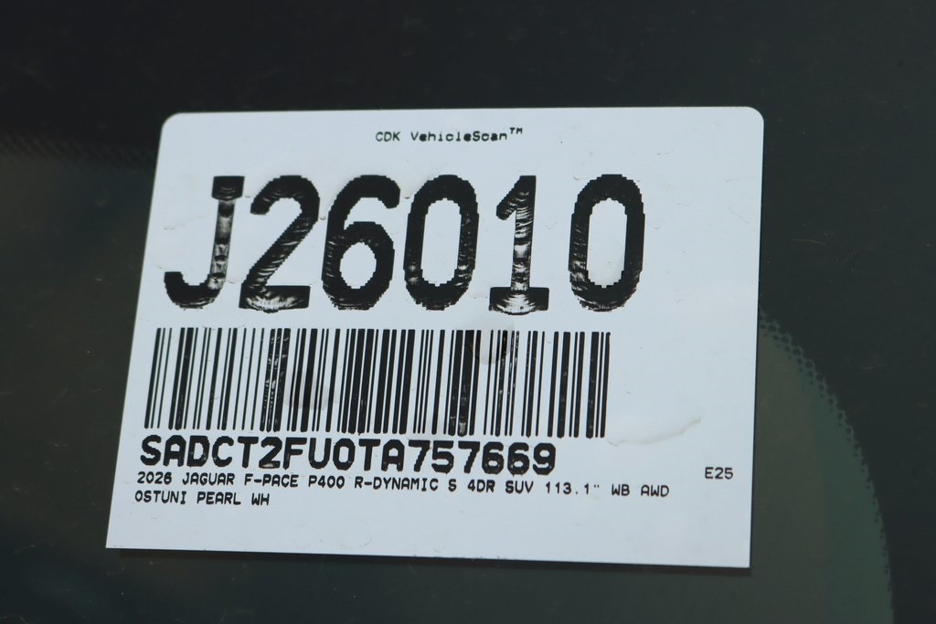 2026 JAGUAR PACE P400 - Image 33