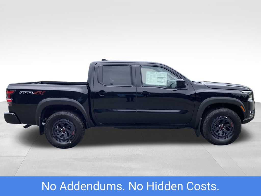 2025 Nissan Frontier Crew Cab PRO-4X photo 3