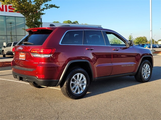 2021 Jeep Grand Cherokee Laredo E photo 2