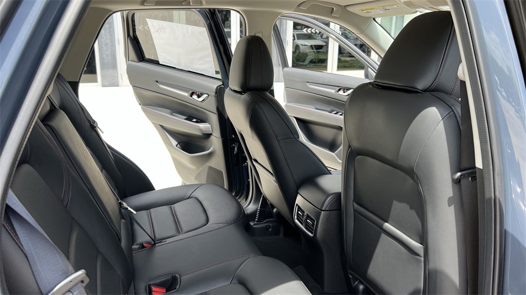 2025 Mazda CX-5 2.5 S Carbon photo 33