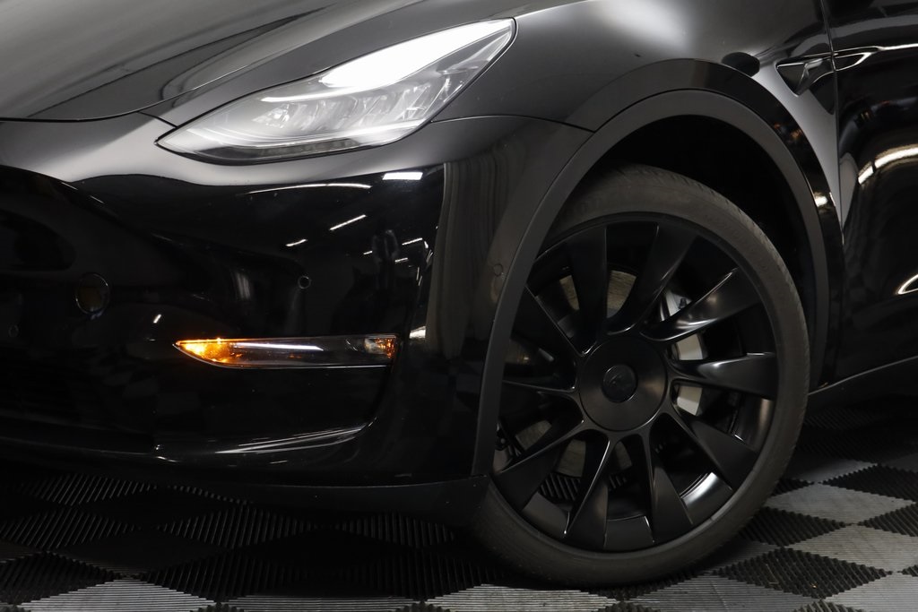 2022 Tesla Model Y Long Range photo 2