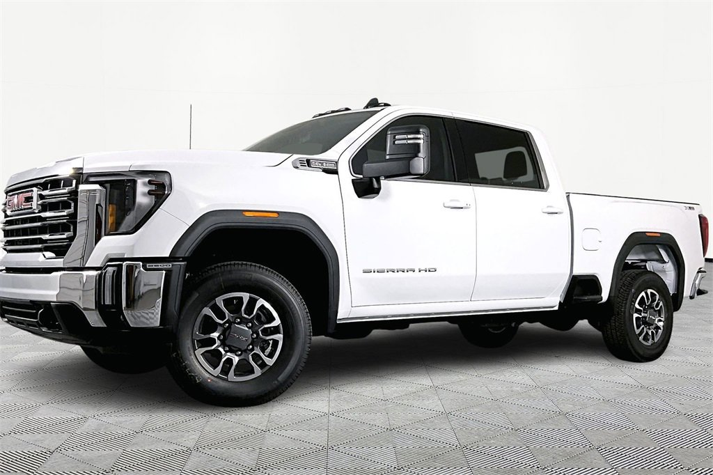 2026 GMC Sierra 2500HD SLE's photo