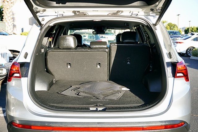 Used 2022 Silver Hyundai XRT image 11